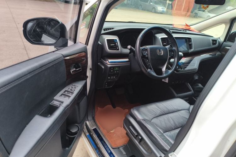 Used Honda Odyssey 2019 2.0L Rui-Zunxiang Edition Driver Seat