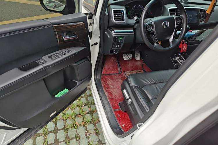 Used Honda Odyssey 2019 2.0L Rui-Zunxiang Edition Driver Seat