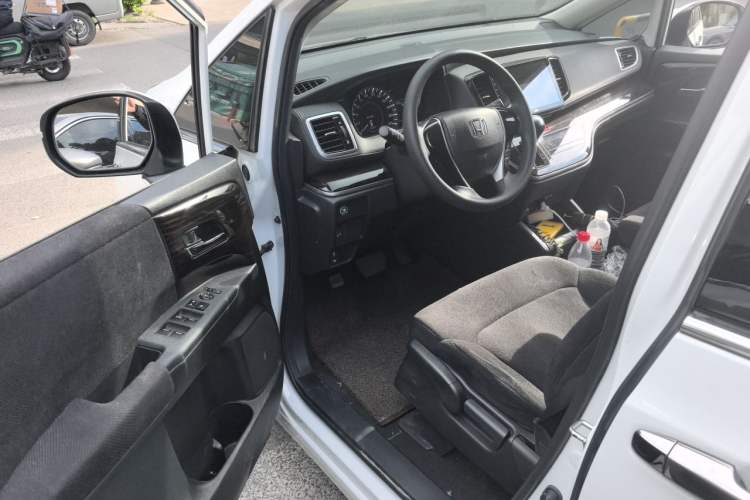 Used Honda Odyssey 2019 2.0L Rui·Comfort Edition Driver Seat