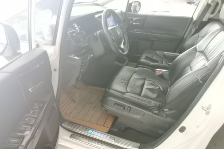 Used Honda Odyssey 2019 2.0L Rui-Zunxiang Edition Driver Seat