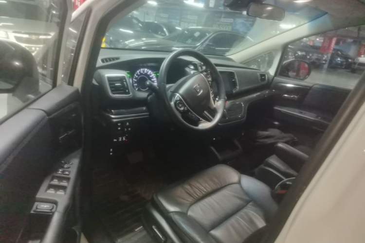 Used Honda Odyssey 2019 2.0L Rui-Zunxiang Edition Driver Seat