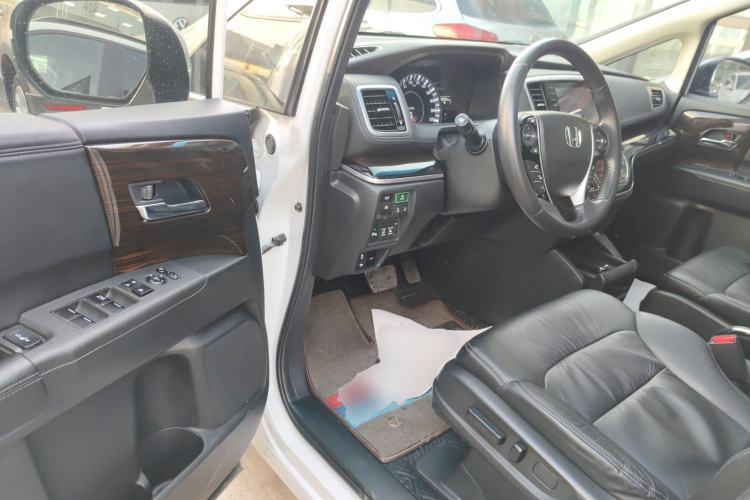 Used Honda Odyssey 2019 2.0L Rui-Zunxiang Edition Driver Seat