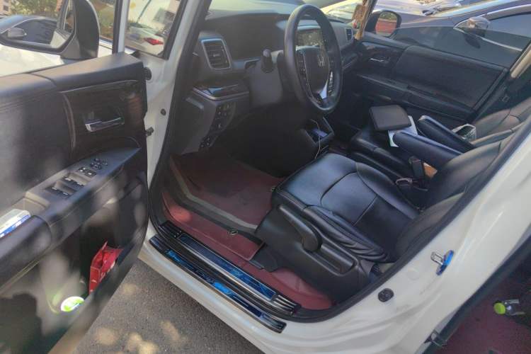 Used Honda Odyssey 2019 2.0L Rui-Changxiang Edition Driver Seat