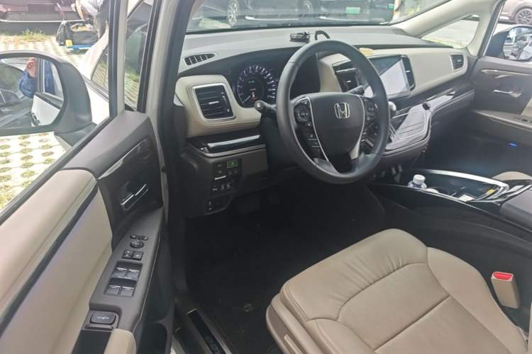 Used Honda Odyssey 2019 2.0L Rui·Zhi Zhen Edition Driver Seat