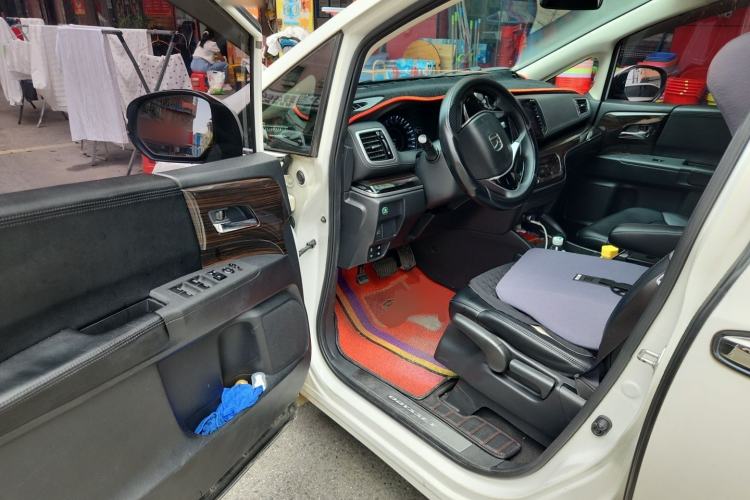 Used Honda Odyssey 2019 2.0L Rui·Comfort Edition Driver Seat