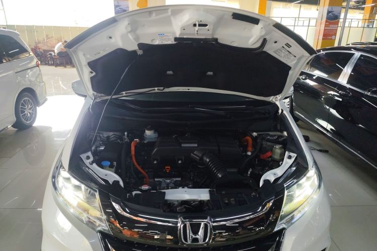 Used Honda Odyssey 2019 2.0L Rui-Zunxiang Edition Engine Bay