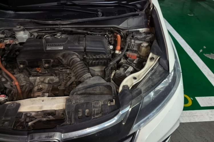 Used Honda Odyssey 2019 2.0L Rui·Smart Edition Engine Bay Left
