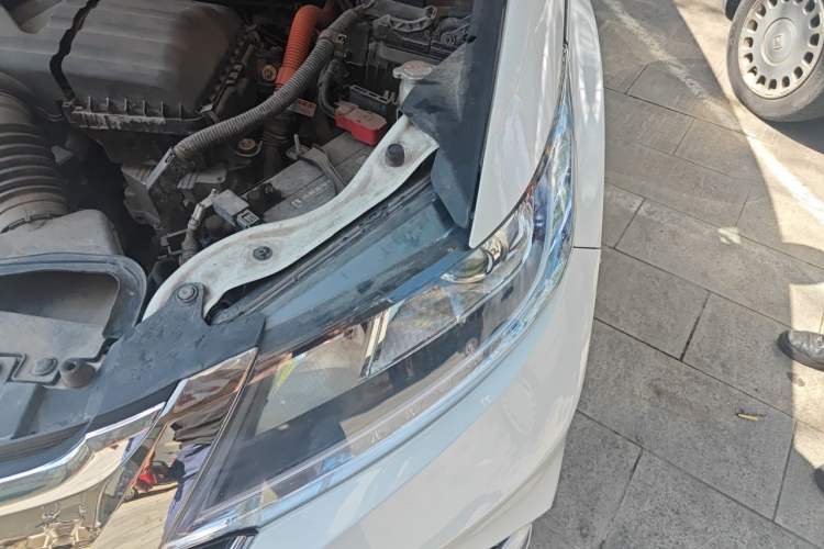 Used Honda Odyssey 2019 2.0L Rui·Comfort Edition Engine Bay Left