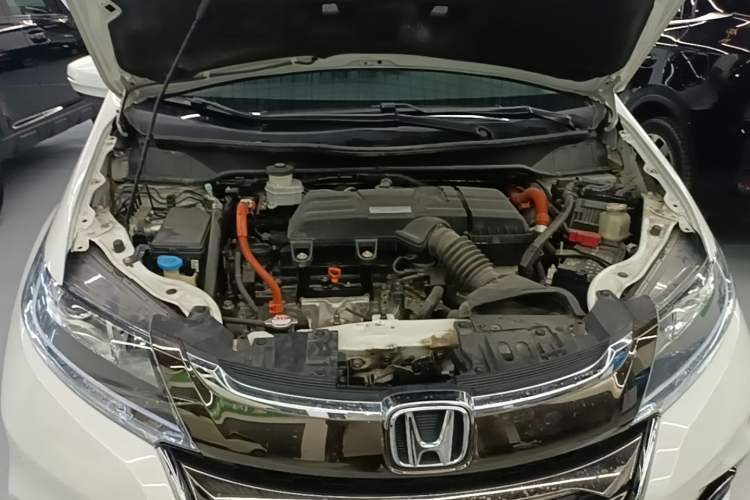 Used Honda Odyssey 2019 2.0L Rui·Smart Edition Engine Bay