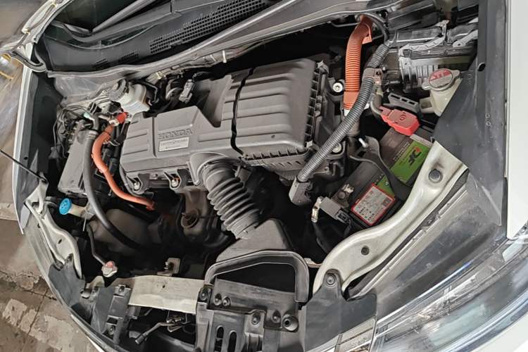 Used Honda Odyssey 2019 2.0L Rui·Comfort Edition Engine Bay