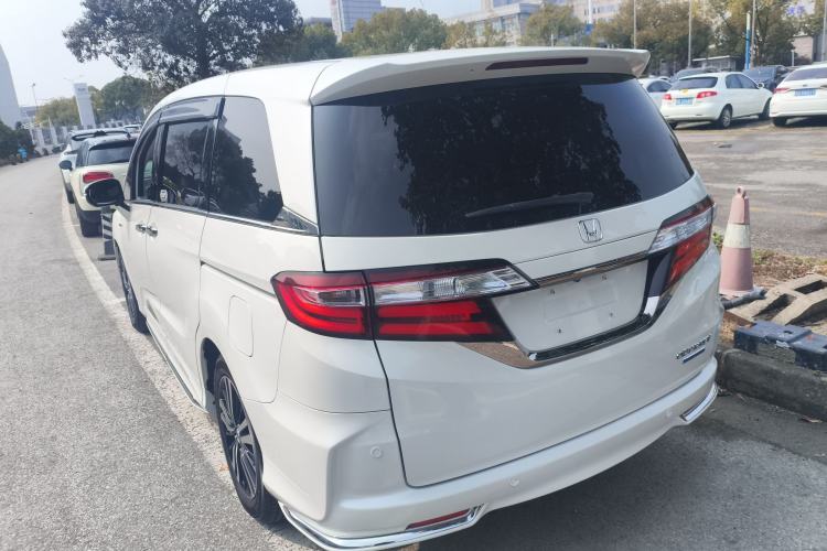 Used Honda Odyssey 2019 2.0L Rui·Zhi Zhen Welfare Edition Exterior 2