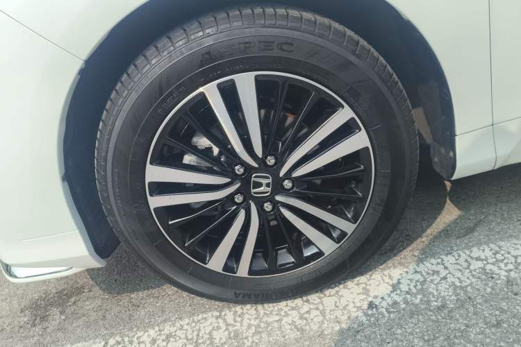 Used Honda Odyssey 2019 2.0L Rui·Zhi Zhen Welfare Edition Exterior 4