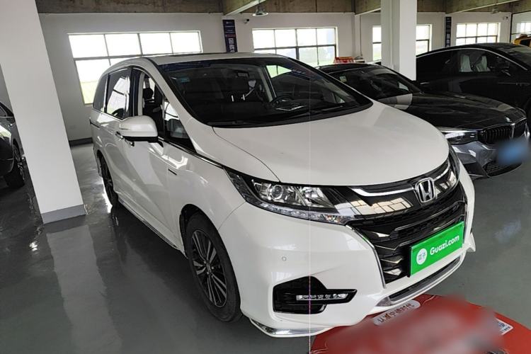Used Honda Odyssey 2019 2.0L Rui·Smart Edition Front Right 45 Deg