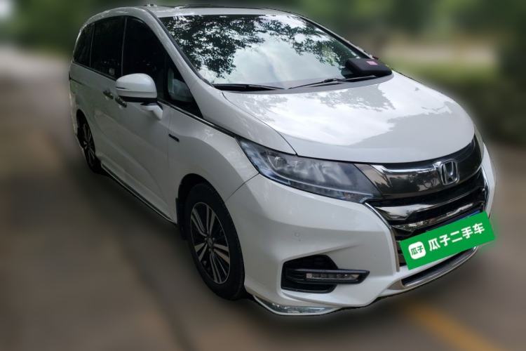 Used Honda Odyssey 2019 2.0L Rui-Zunxiang Edition Front Right 45 Deg