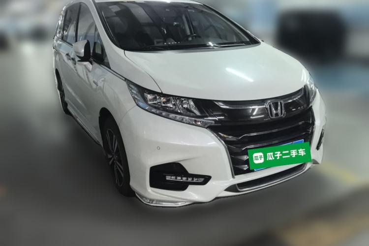 Used Honda Odyssey 2019 2.0L Rui-Zunxiang Edition Front Right 45 Deg