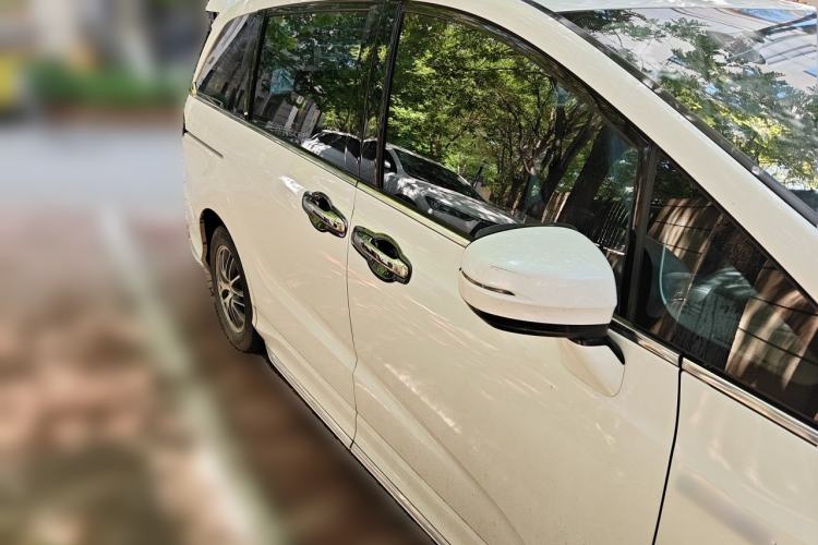 Used Honda Odyssey 2019 2.0L Rui·Comfort Edition Front Right 45 Deg