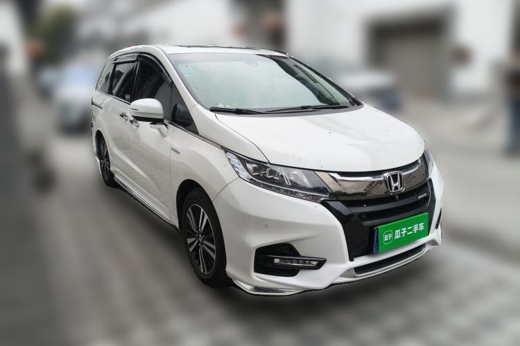 Used Honda Odyssey 2019 2.0L Rui·Zhi Zhen Welfare Edition Front Right 45 Deg