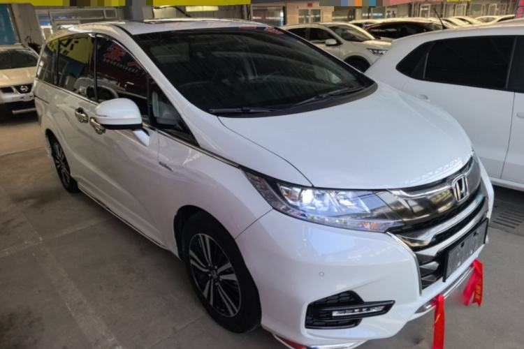Used Honda Odyssey 2019 2.0L Rui·Smart Edition Front Right 45 Deg
