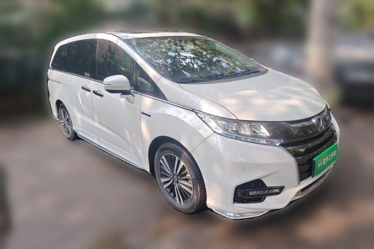 Used Honda Odyssey 2019 2.0L Rui-Zunxiang Edition Front Right 45 Deg