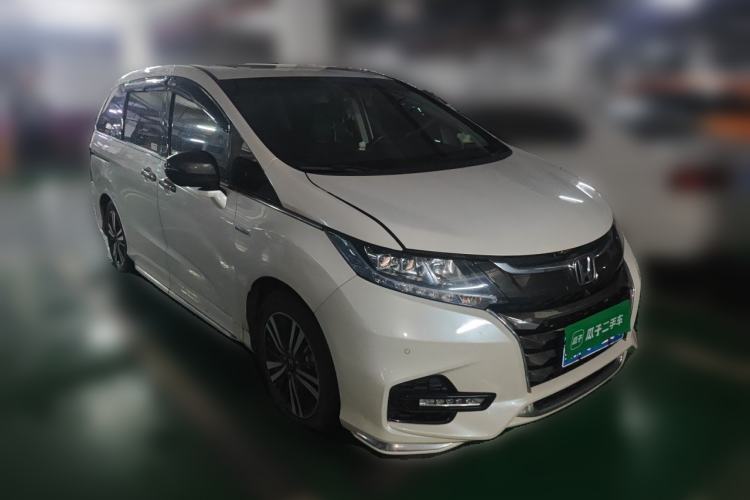 Used Honda Odyssey 2019 2.0L Rui·Zhi Zhen Edition Front Right 45 Deg