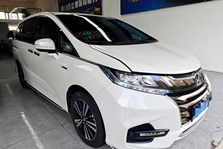 Used Honda Odyssey 2019 2.0L Rui-Zunxiang Edition Front Right 45 Deg