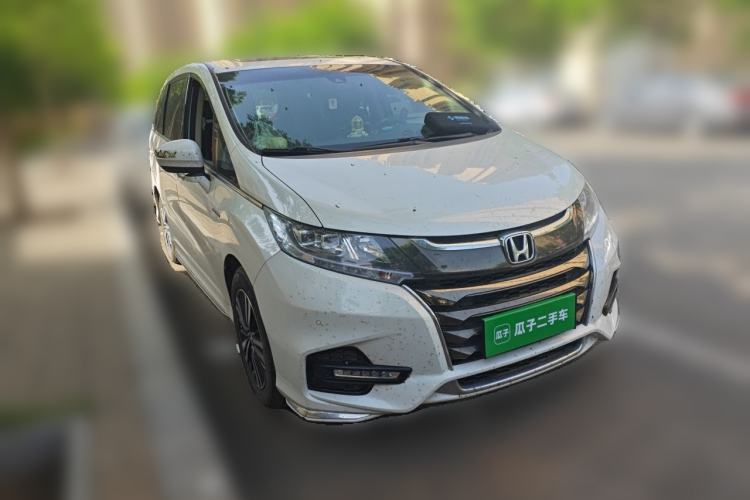 Used Honda Odyssey 2019 2.0L Rui-Zunxiang Edition Front Right 45 Deg
