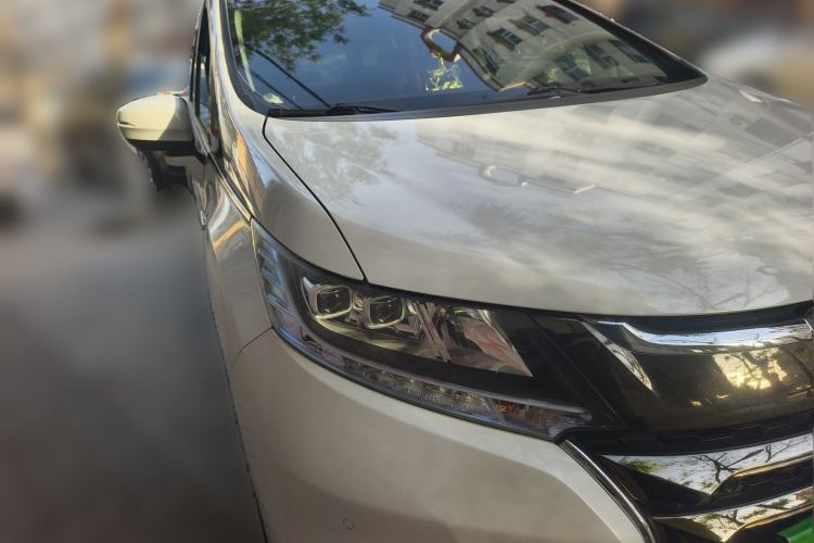 Used Honda Odyssey 2019 2.0L Rui·Zhi Zhen Edition Front Right 45 Deg