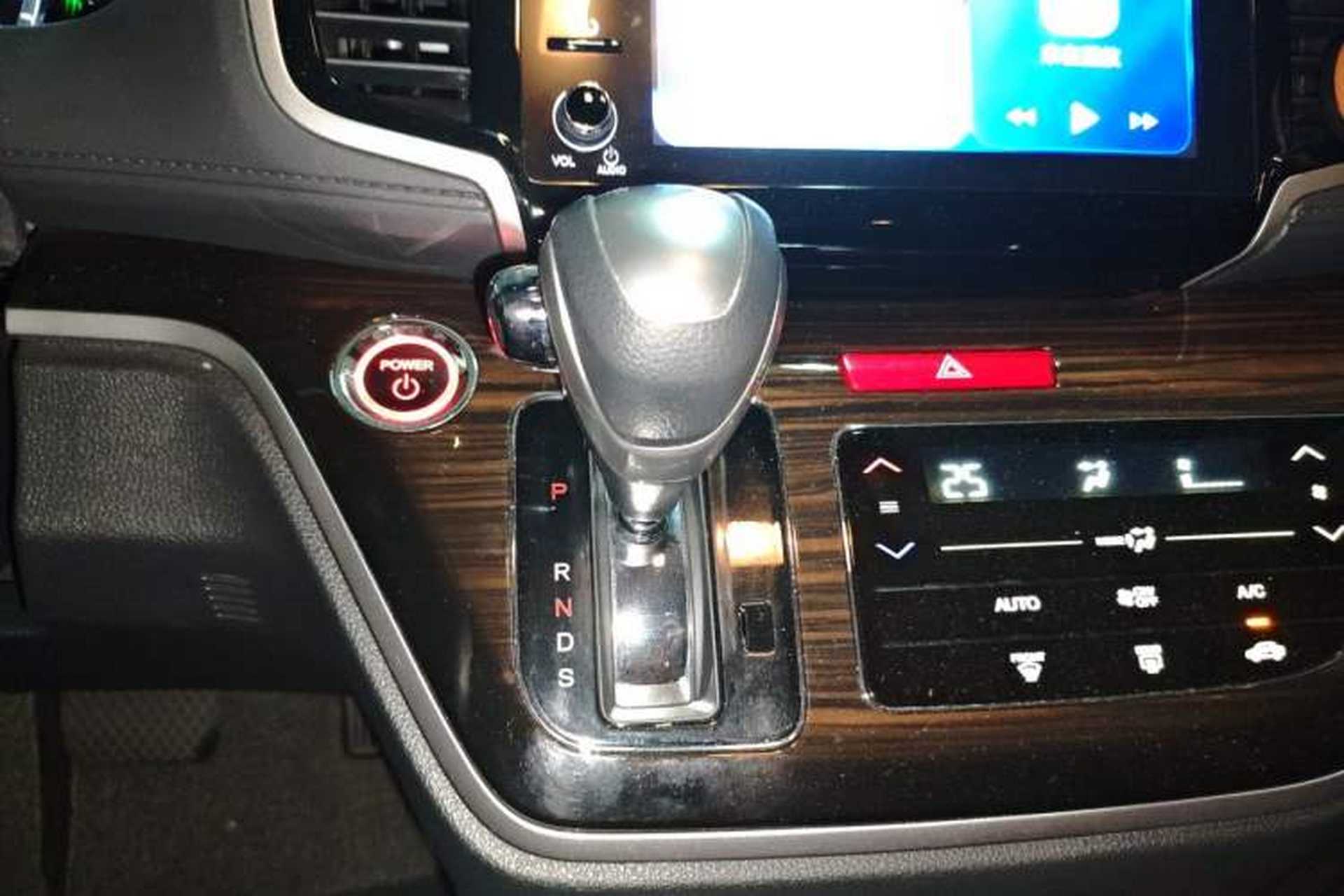 Used Honda Odyssey 2019 2.0L Rui-Changxiang Edition Gear Lever