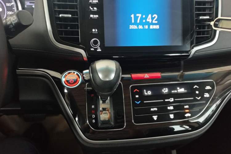 Used Honda Odyssey 2019 2.0L Rui-Changxiang Edition Gear Lever