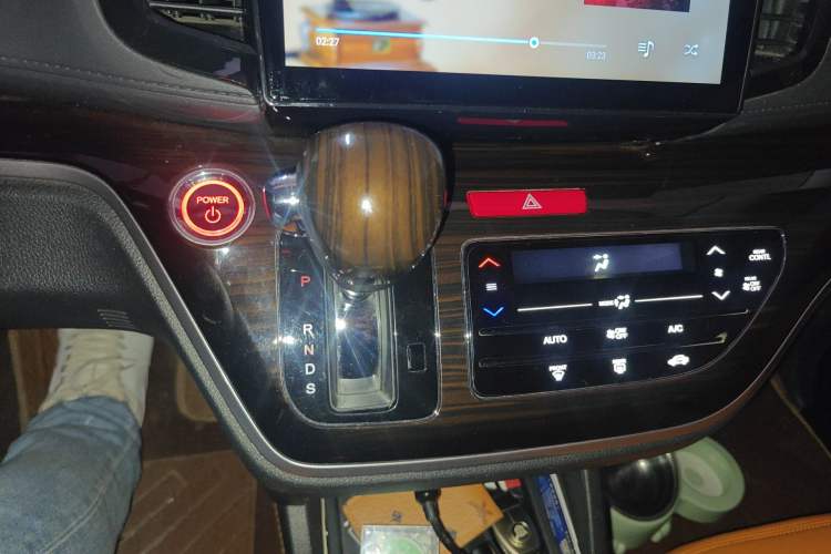 Used Honda Odyssey 2019 2.0L Rui·Comfort Edition Gear Lever