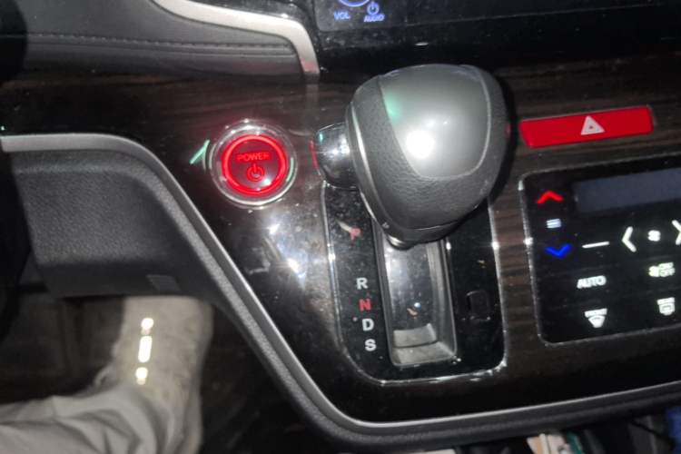 Used Honda Odyssey 2019 2.0L Rui-Zunxiang Edition Gear Lever