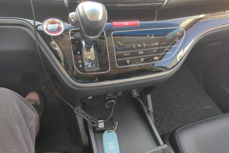Used Honda Odyssey 2019 2.0L Rui-Zunxiang Edition Gear Lever