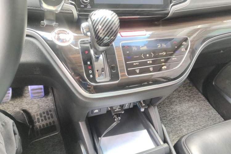 Used Honda Odyssey 2019 2.0L Rui·Smart Edition Gear Lever