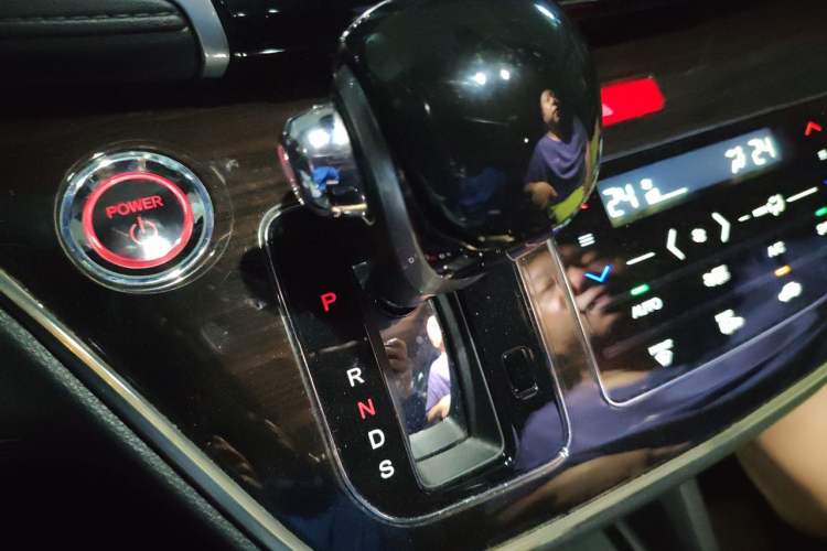 Used Honda Odyssey 2019 2.0L Rui·Zhi Zhen Edition Gear Lever
