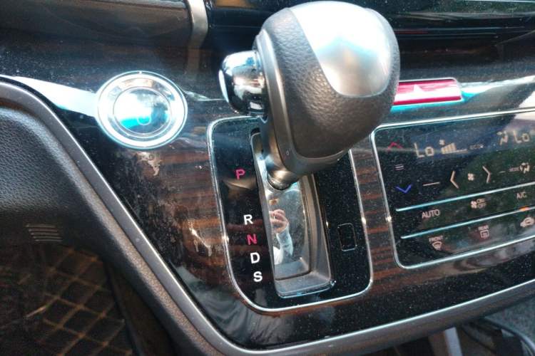 Used Honda Odyssey 2019 2.0L Rui-Zunxiang Edition Gear Lever