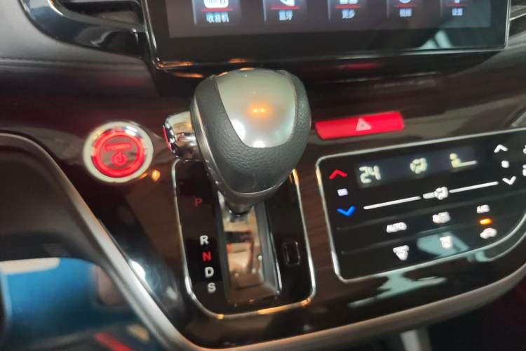 Used Honda Odyssey 2019 2.0L Rui·Comfort Edition Gear Lever