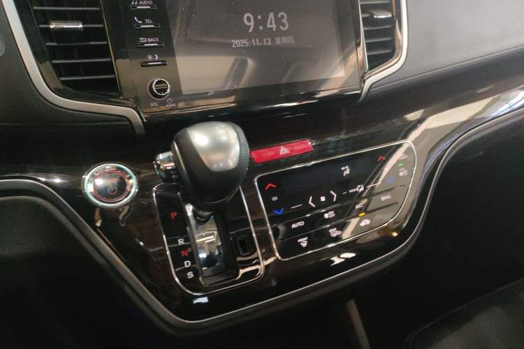 Used Honda Odyssey 2019 2.0L Rui·Zhi Zhen Edition Gear Lever