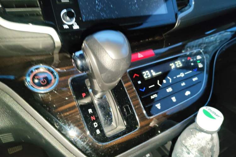Used Honda Odyssey 2019 2.0L Rui-Zunxiang Edition Gear Lever