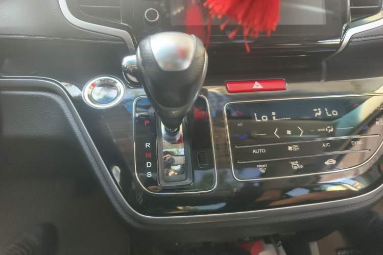 Used Honda Odyssey 2019 2.0L Rui·Zhi Zhen Edition Gear Lever