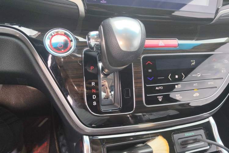 Used Honda Odyssey 2019 2.0L Rui·Zhi Zhen Edition Gear Lever