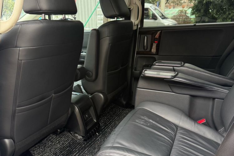 Used Honda Odyssey 2019 2.0L Rui·Zhi Zhen Edition Interior 2