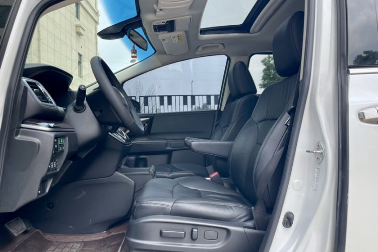 Used Honda Odyssey 2019 2.0L Rui-Zunxiang Edition Interior 3