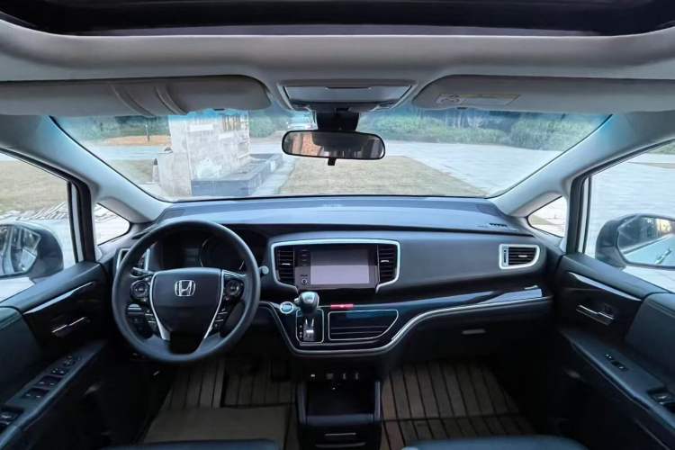 Used Honda Odyssey 2019 2.0L Rui·Smart Edition Interior 4