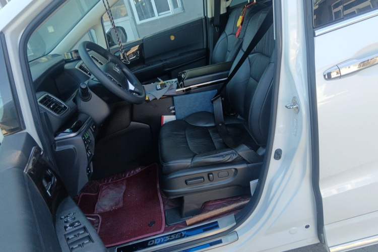 Used Honda Odyssey 2019 2.0L Rui·Smart Edition Left Front Seat