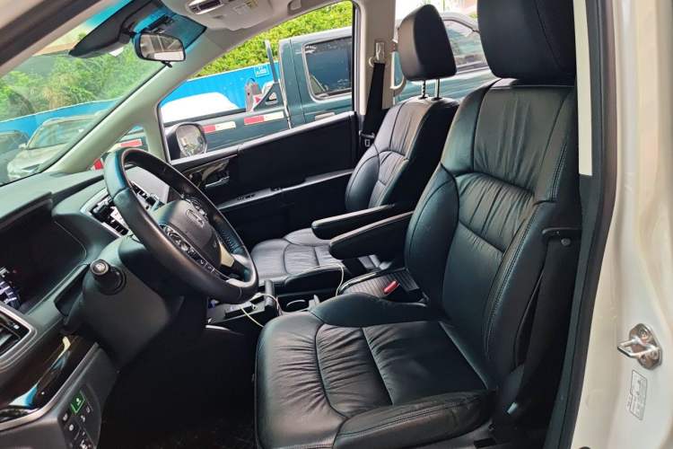Used Honda Odyssey 2019 2.0L Rui-Zunxiang Edition Left Front Seat
