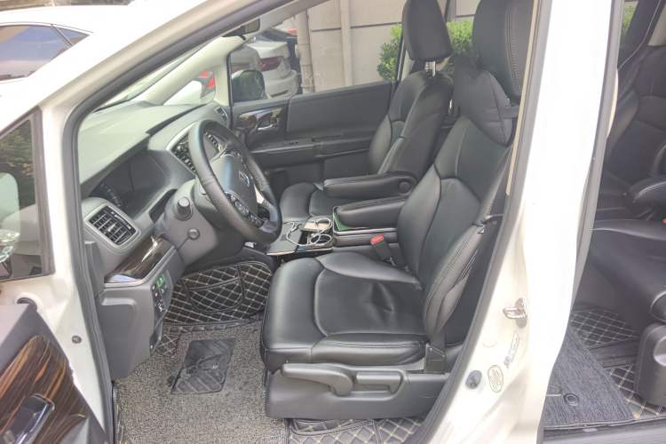 Used Honda Odyssey 2019 2.0L Rui-Changxiang Edition Left Front Seat