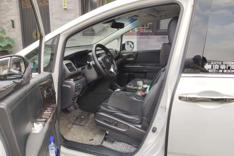 Used Honda Odyssey 2019 2.0L Rui·Smart Edition Left Front Seat