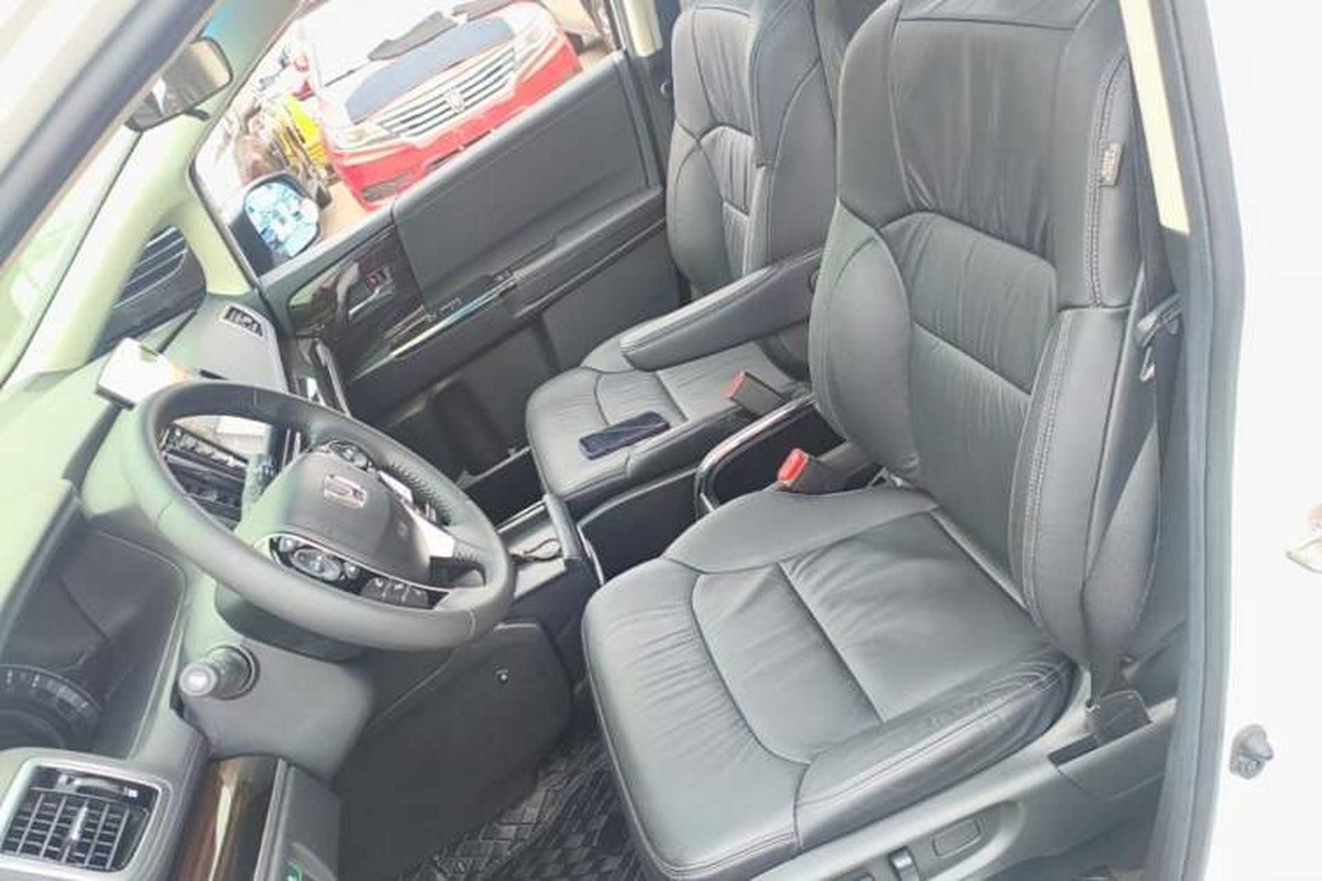 Used Honda Odyssey 2019 2.0L Rui-Zunxiang Edition Left Front Seat