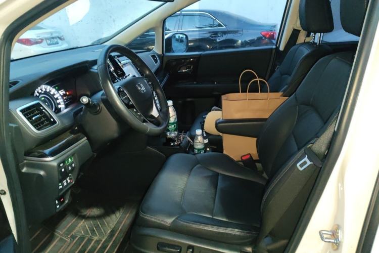 Used Honda Odyssey 2019 2.0L Rui-Zunxiang Edition Left Front Seat