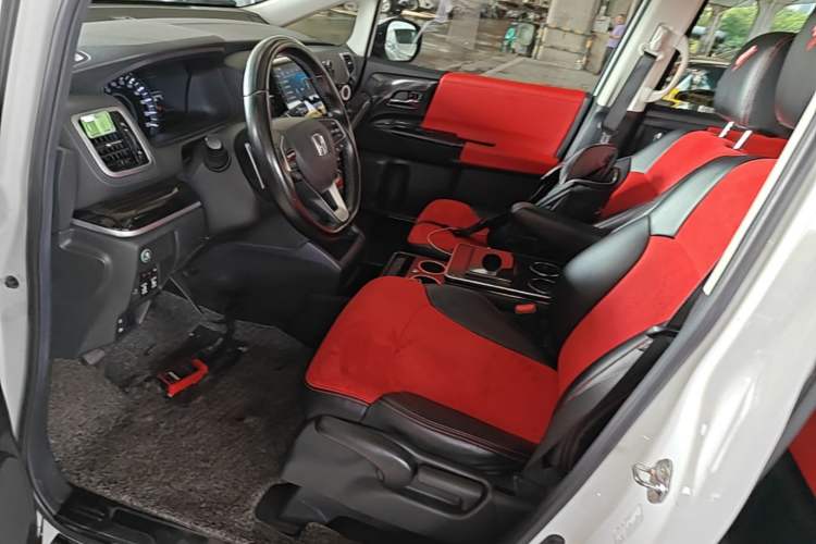 Used Honda Odyssey 2019 2.0L Rui·Comfort Edition Left Front Seat